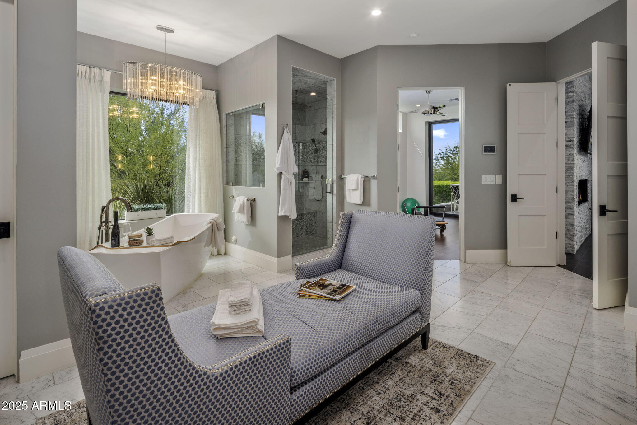 ESTANCIA - Residential