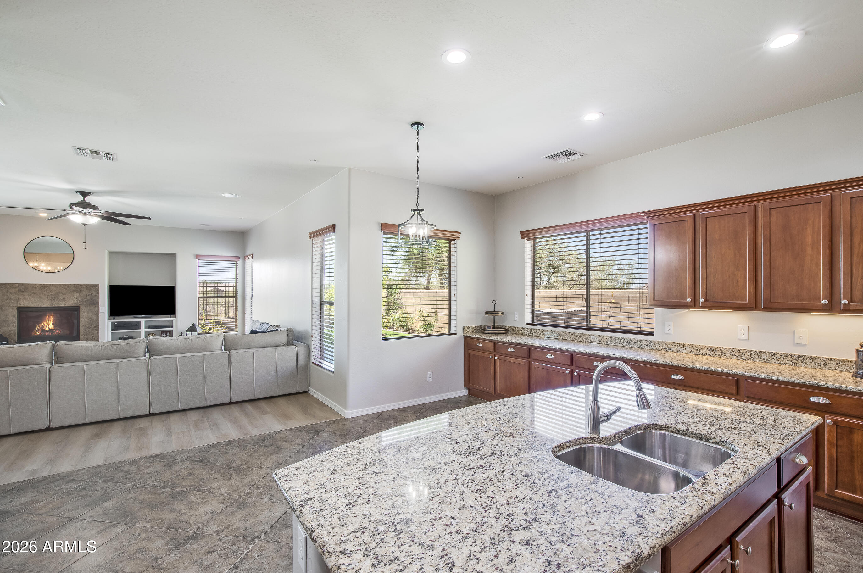 ANTHEM UNIT 31 - Residential