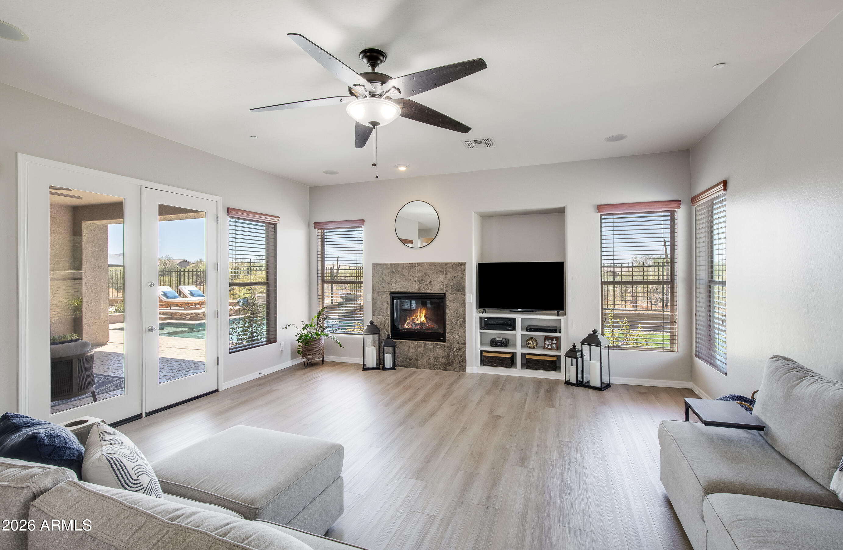 ANTHEM UNIT 31 - Residential