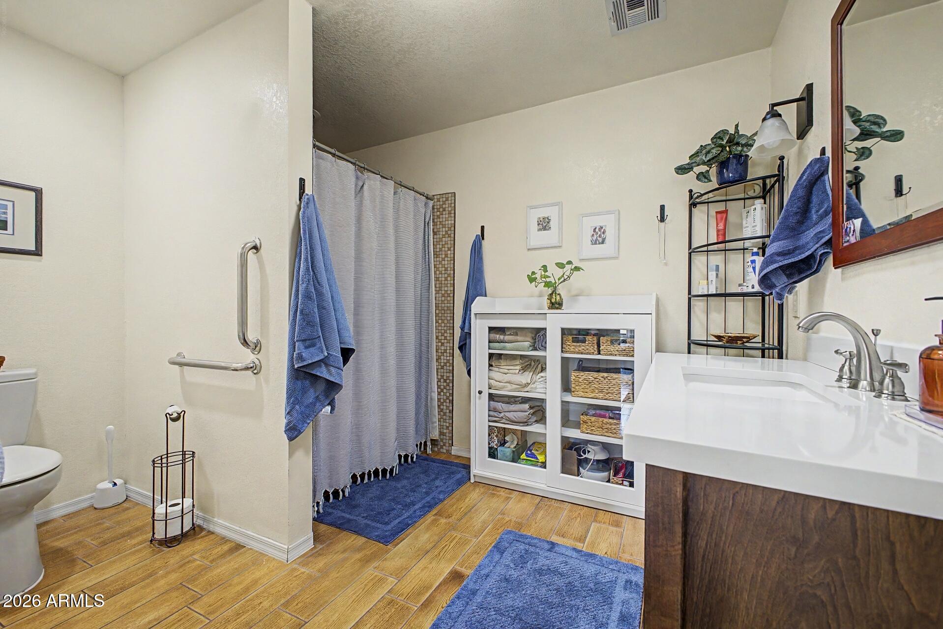 ESTATE LA COLINA UNIT 2 AMD - Residential