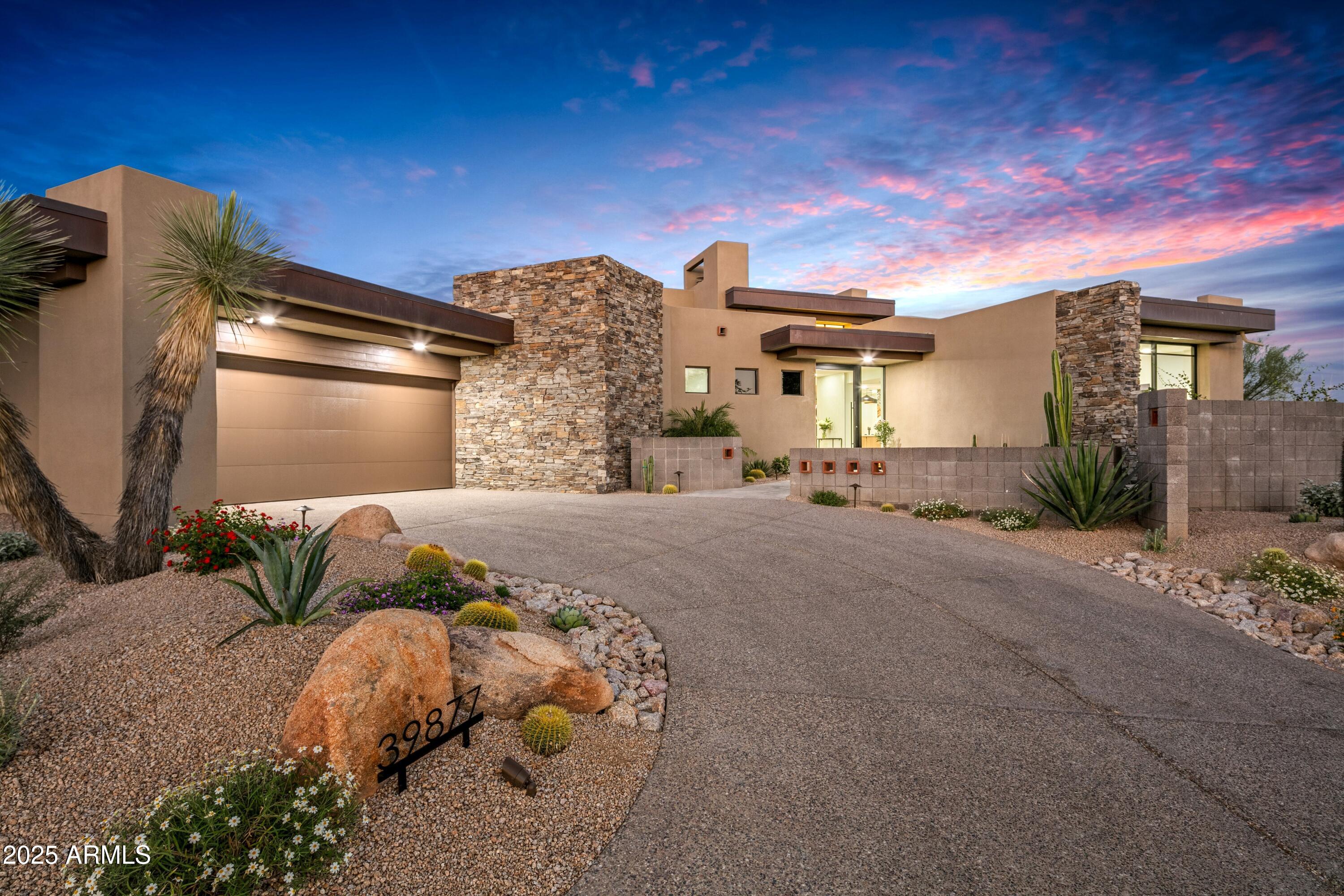 DESERT MOUNTAIN - Residential