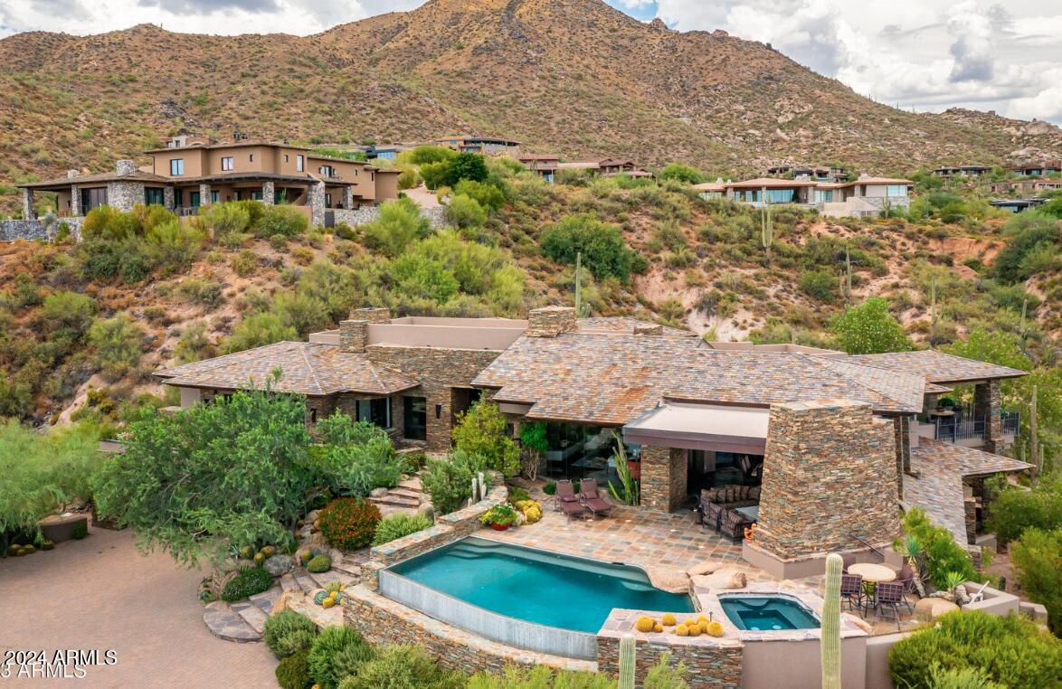 DESERT MOUNTAIN - Residential