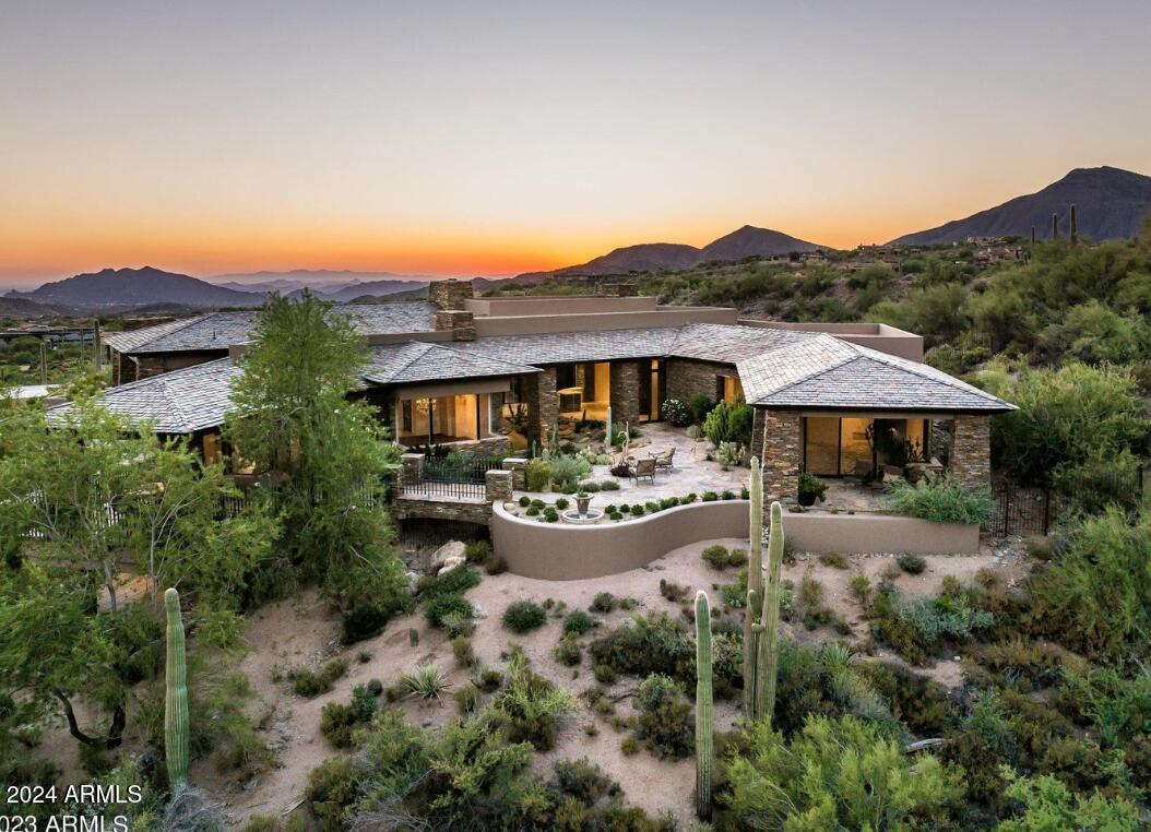 DESERT MOUNTAIN - Residential