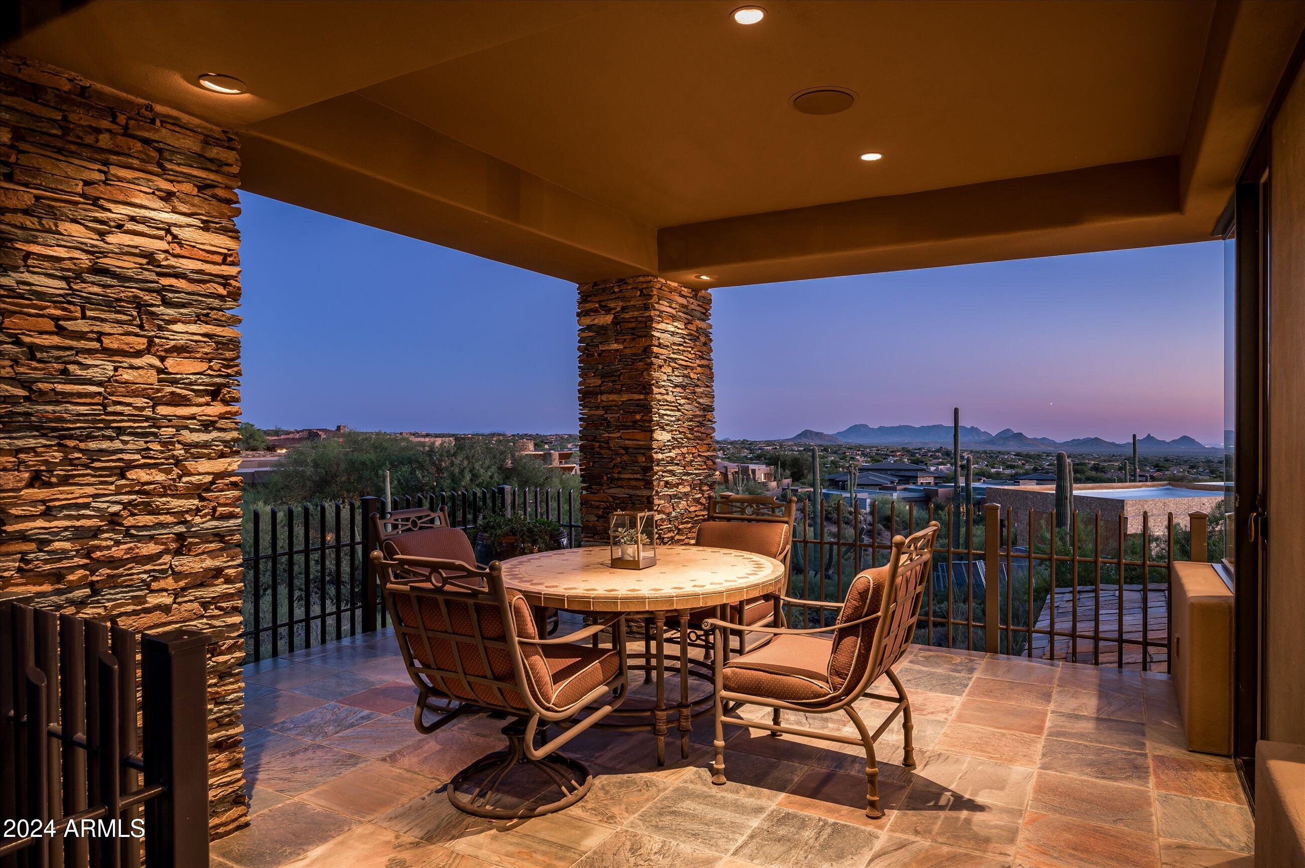 DESERT MOUNTAIN - Residential