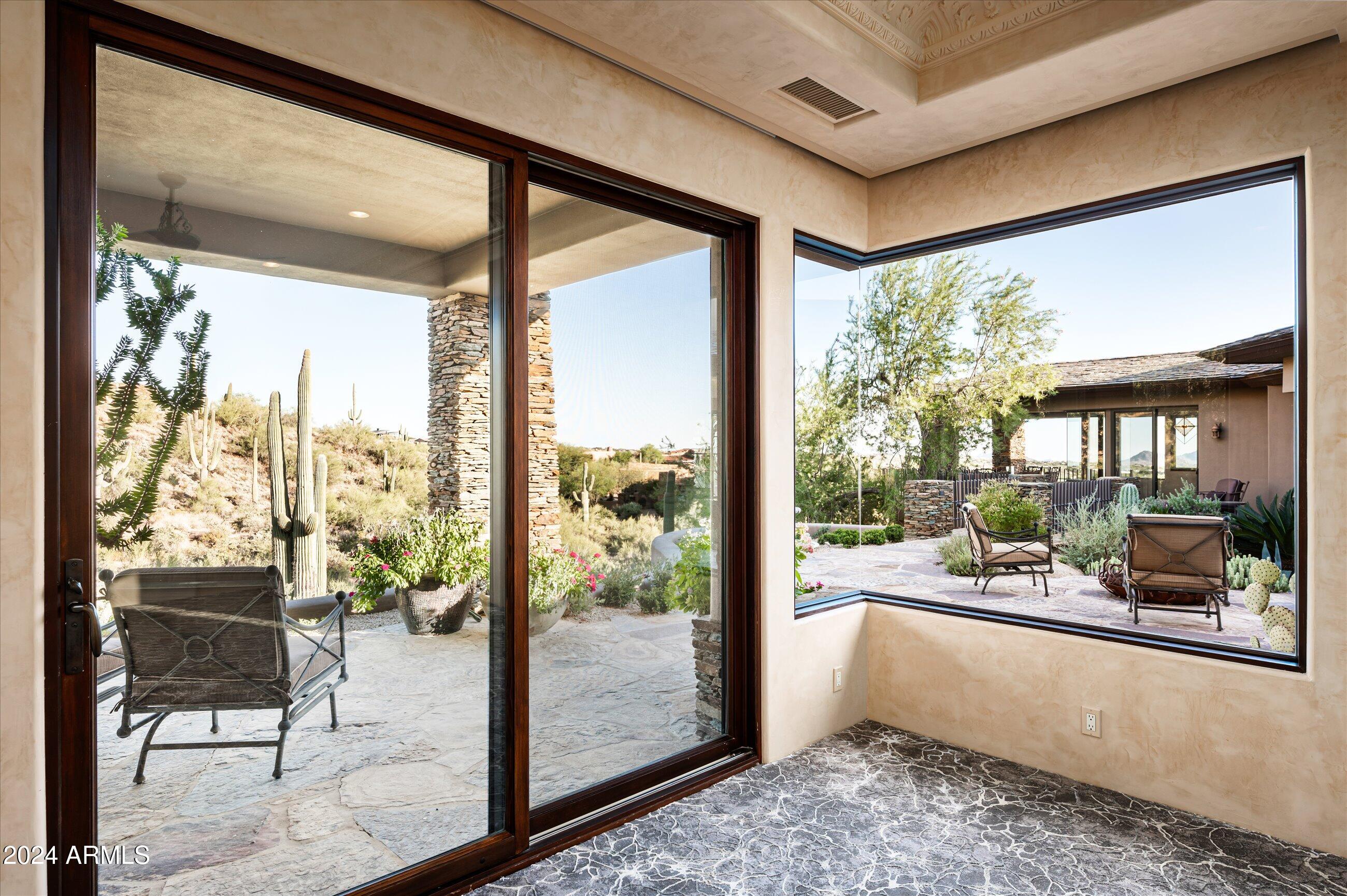DESERT MOUNTAIN - Residential
