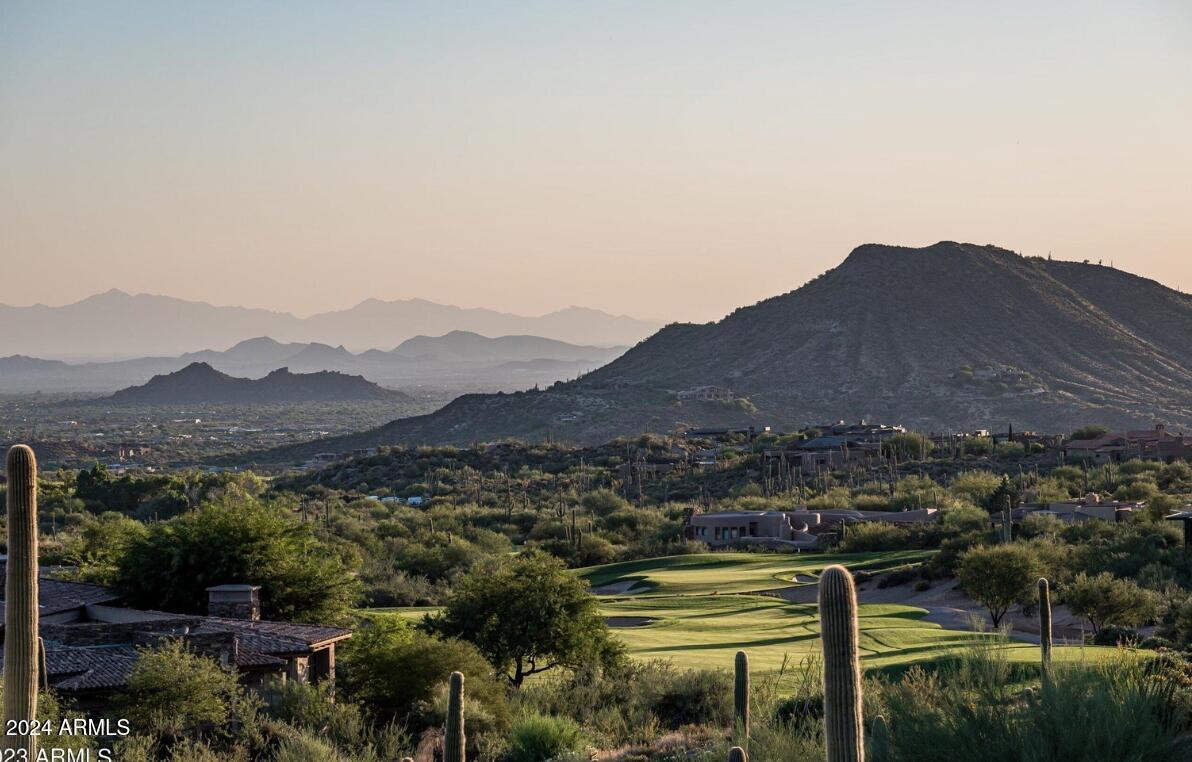 DESERT MOUNTAIN - Residential
