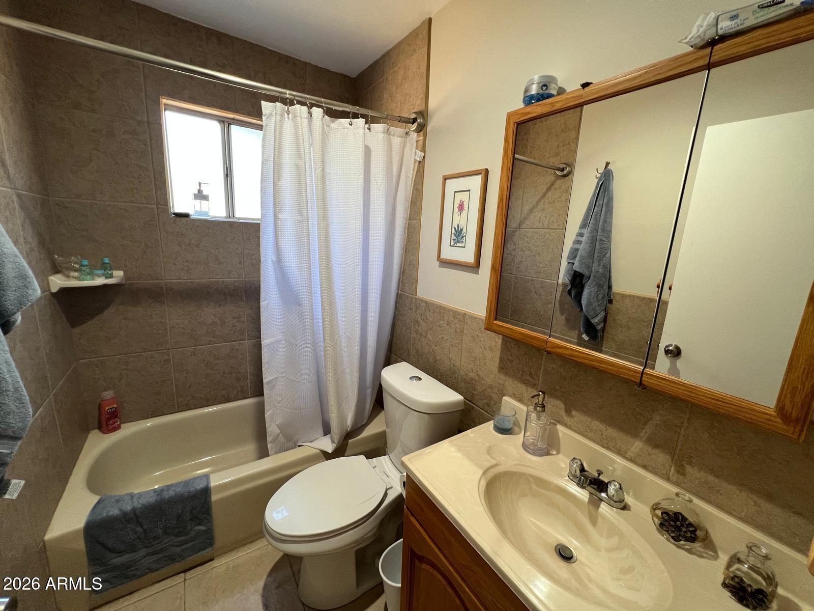 ELLISON CREEK ESTATES 1 - Residential