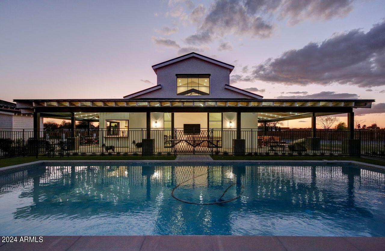 SAWYER ESTATES - Residential