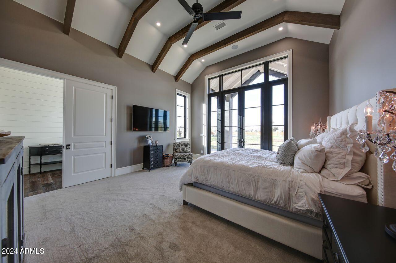 SAWYER ESTATES - Residential