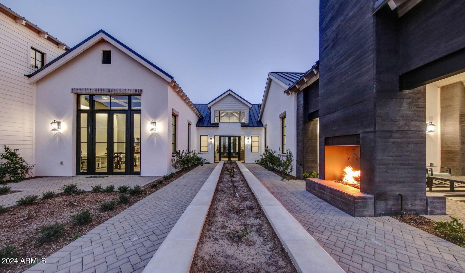 SAWYER ESTATES - Residential