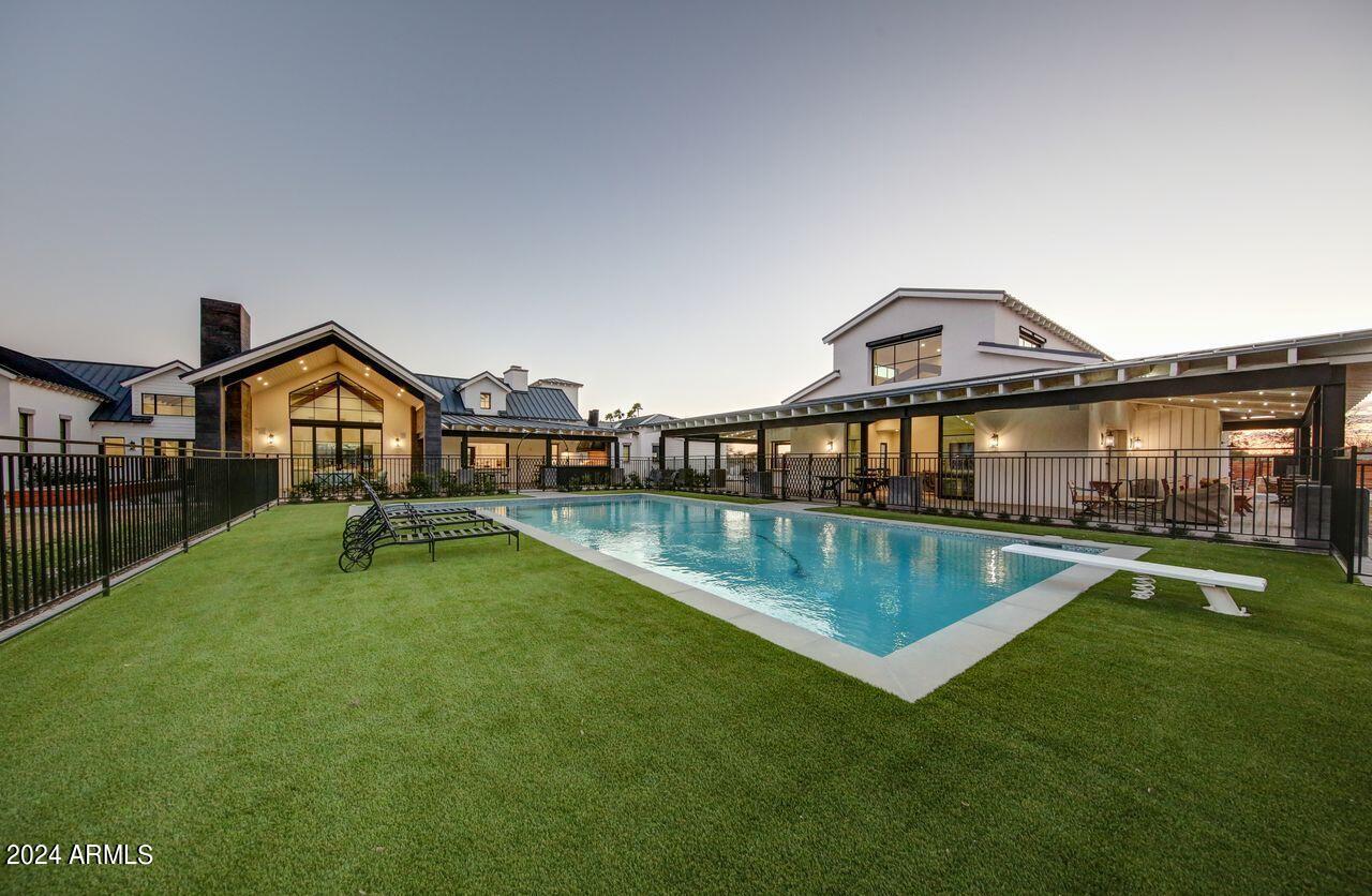 SAWYER ESTATES - Residential