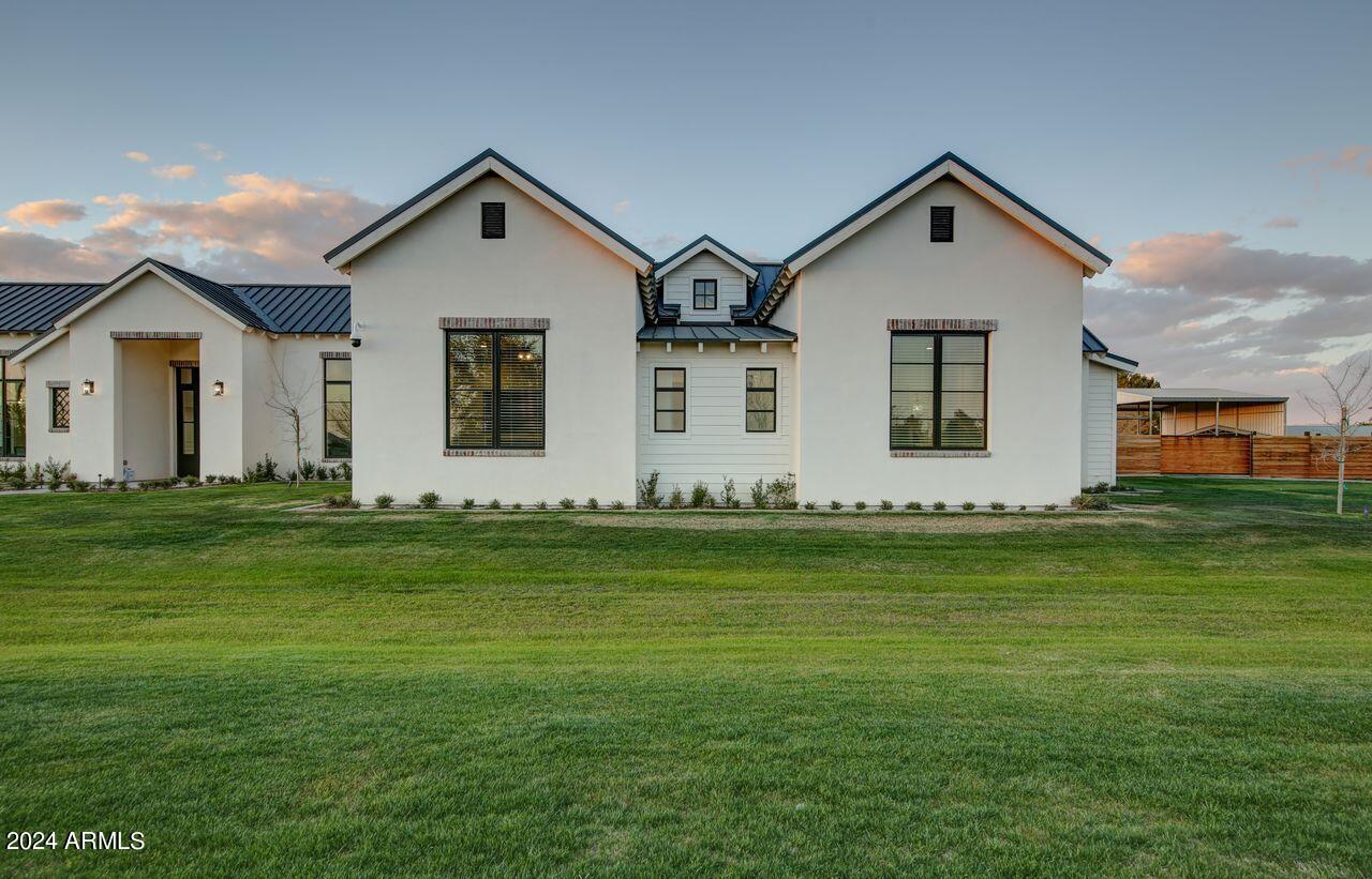 SAWYER ESTATES - Residential