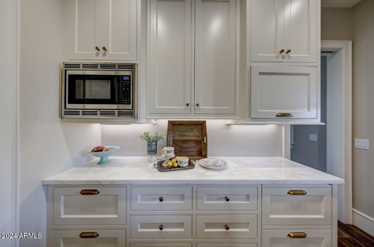 SAWYER ESTATES - Residential