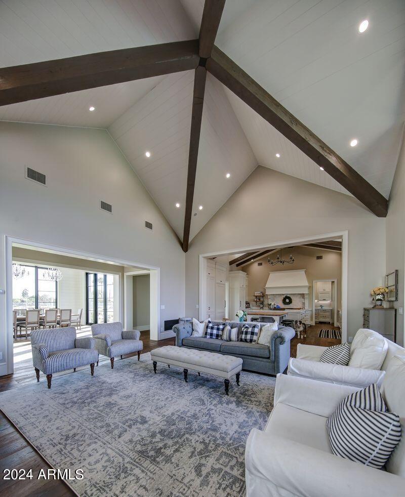 SAWYER ESTATES - Residential