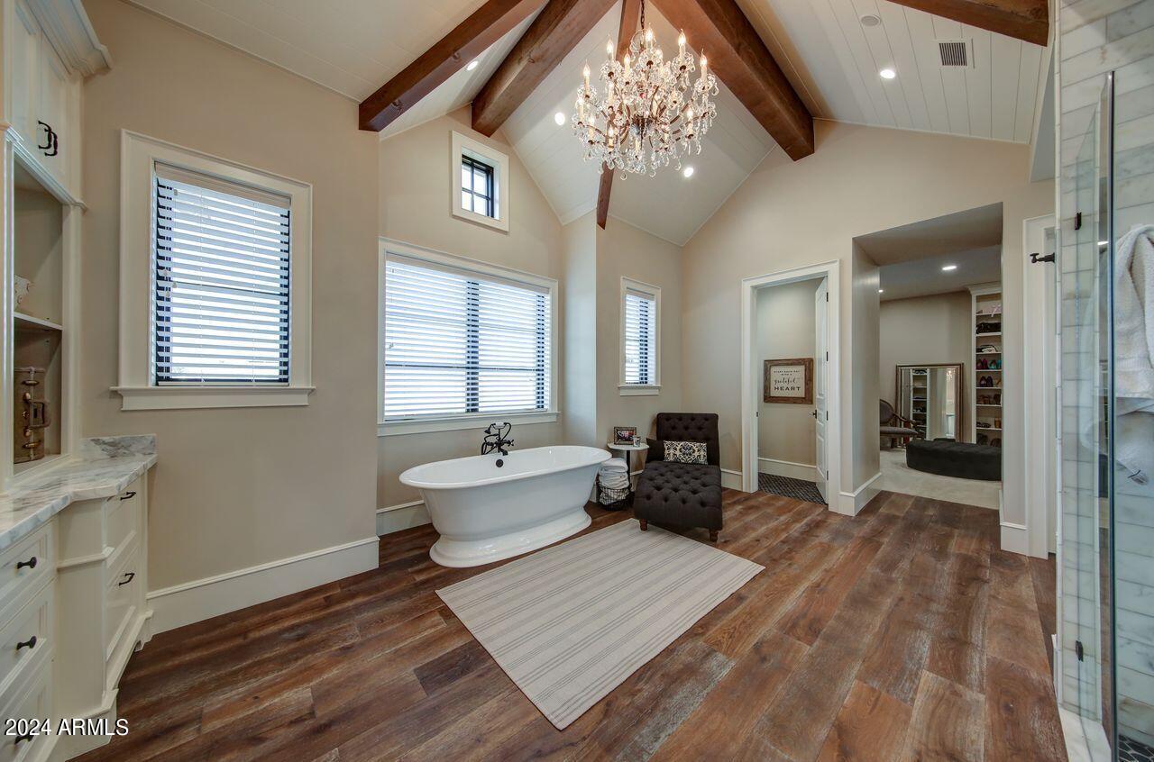 SAWYER ESTATES - Residential