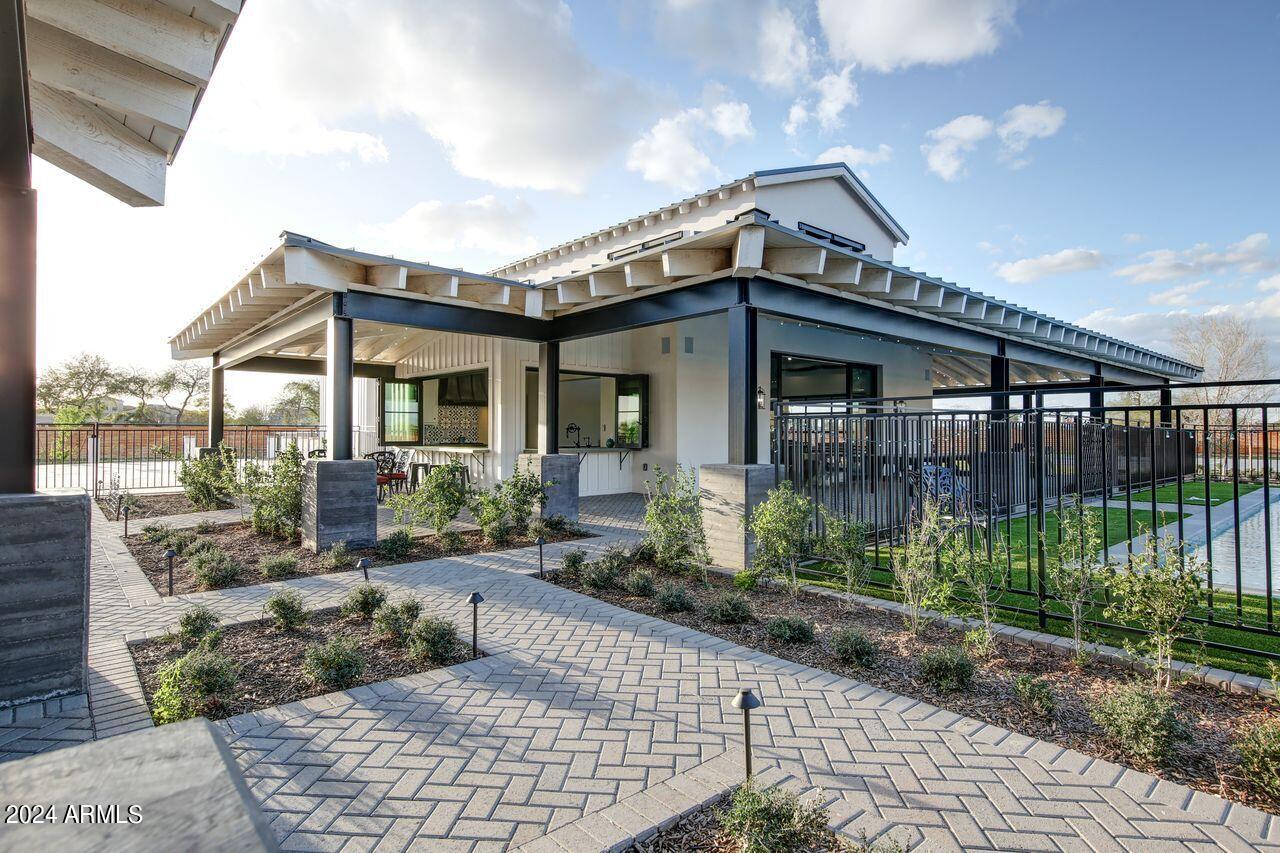 SAWYER ESTATES - Residential