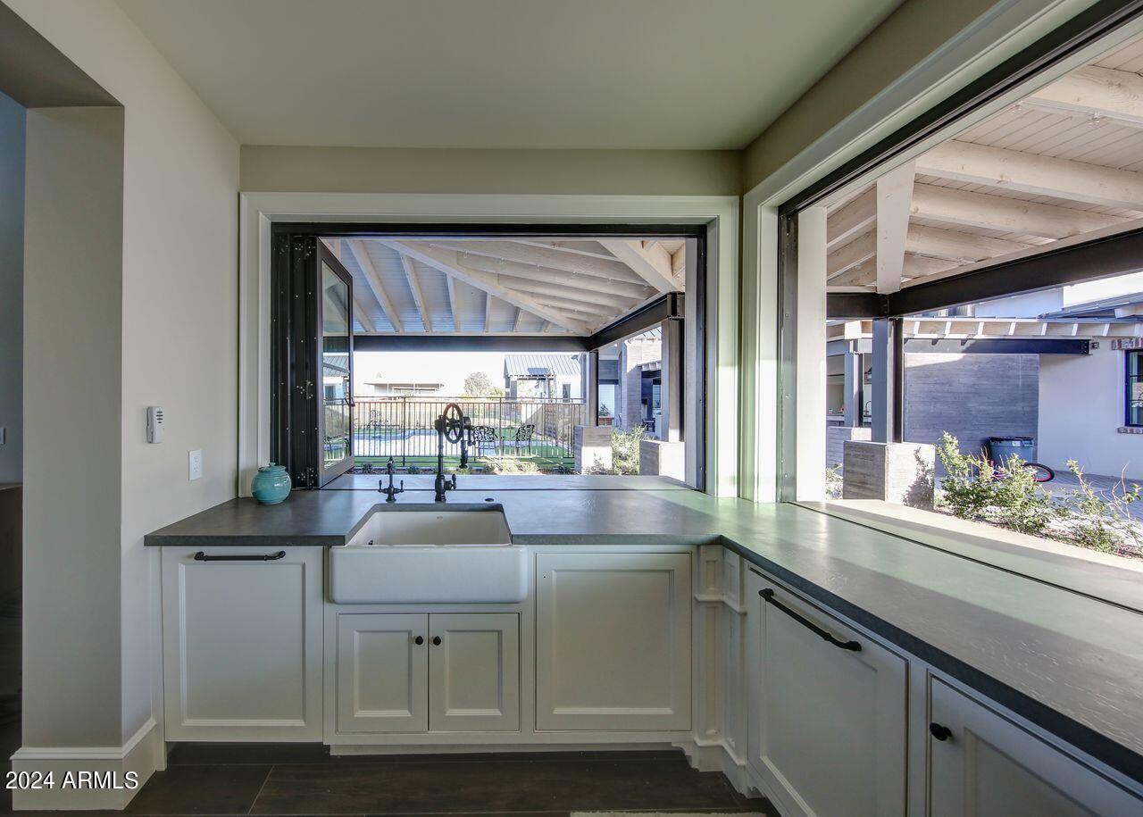 SAWYER ESTATES - Residential