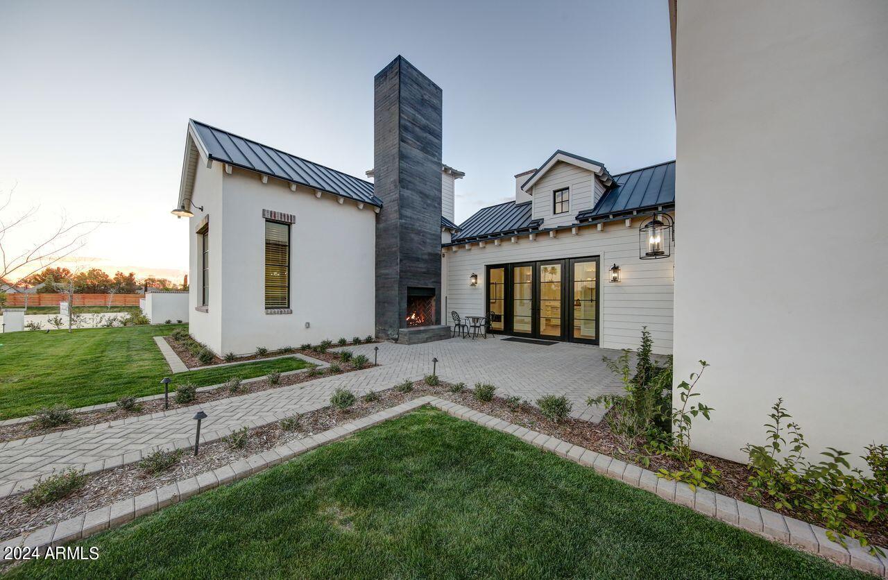 SAWYER ESTATES - Residential
