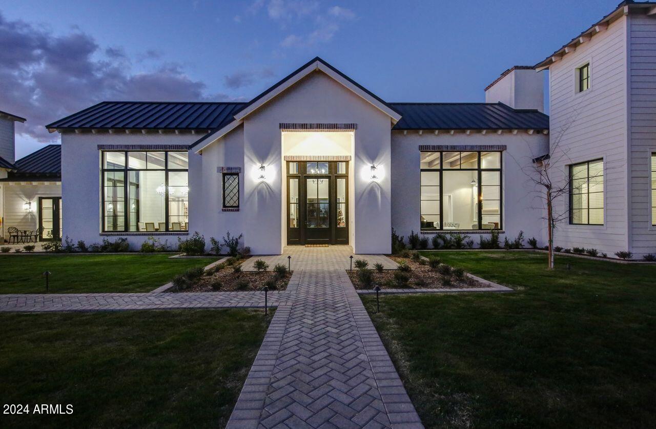 SAWYER ESTATES - Residential