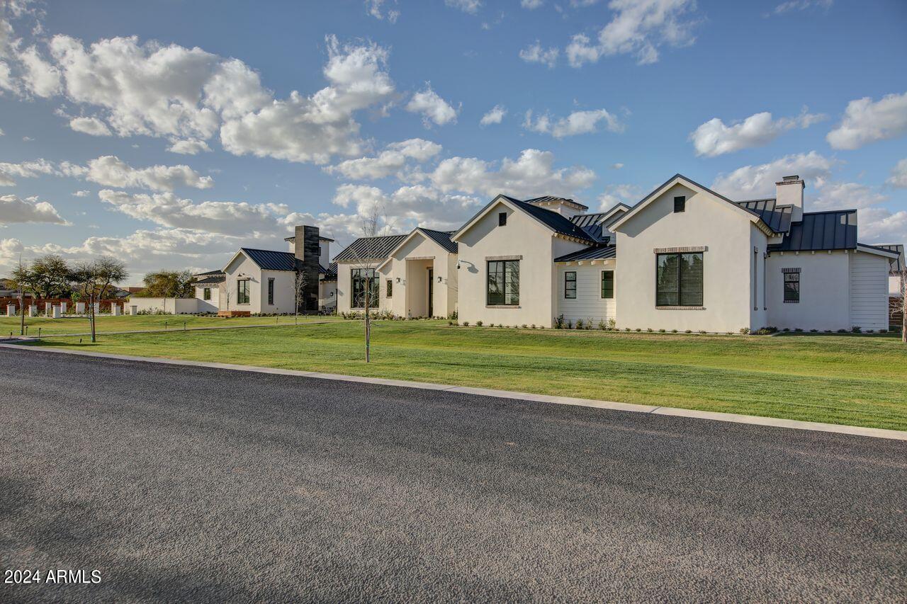 SAWYER ESTATES - Residential