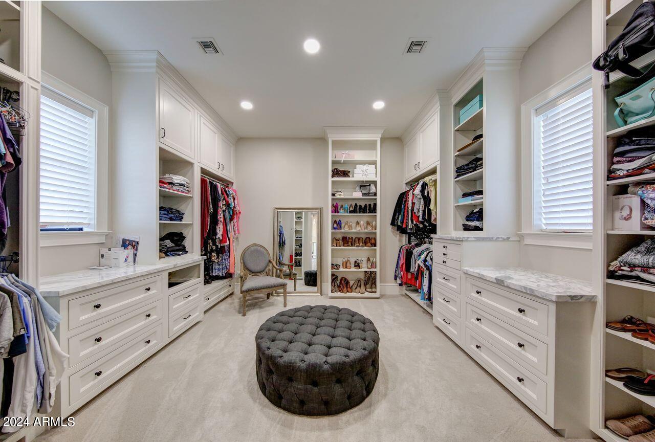 SAWYER ESTATES - Residential