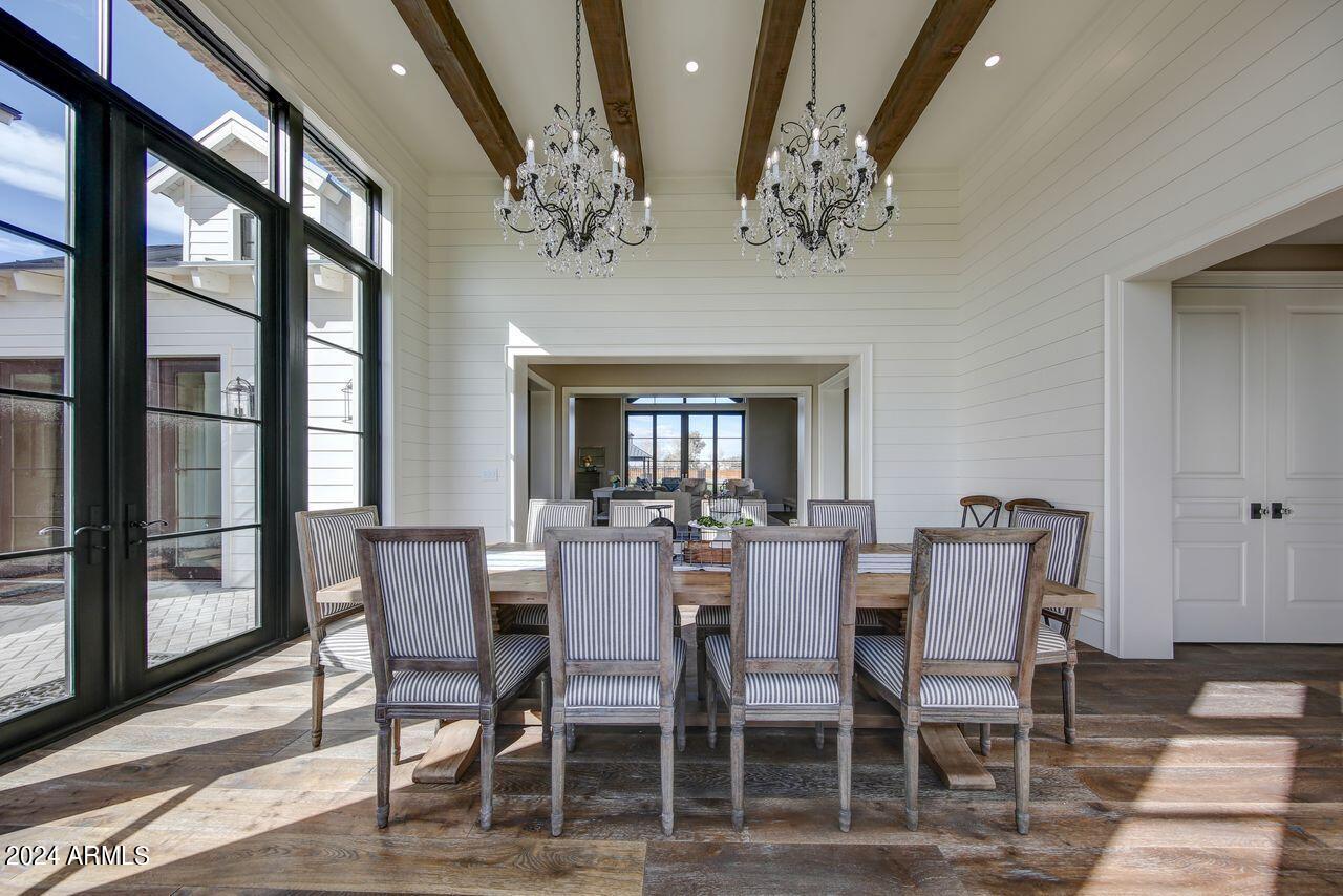 SAWYER ESTATES - Residential