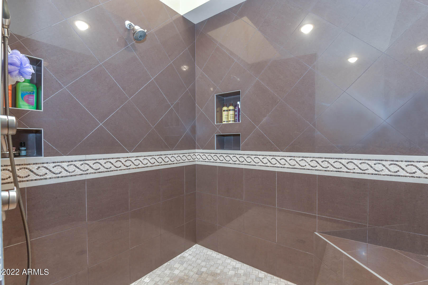 BOULDER CREST ESTATES UNIT 3 AT TROON NORTH - Residential