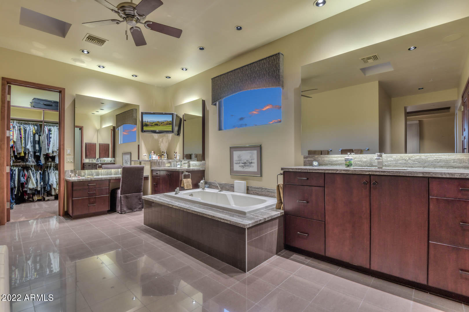 BOULDER CREST ESTATES UNIT 3 AT TROON NORTH - Residential