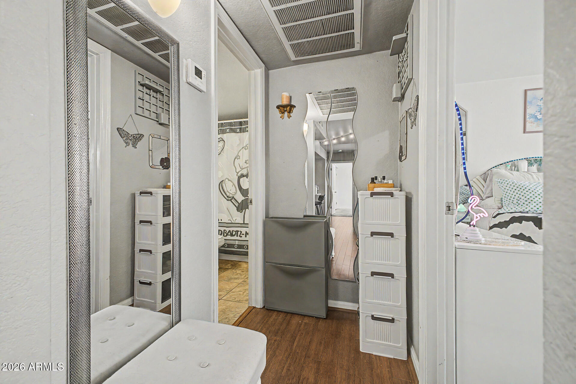 Chesapeake Condominium - Residential