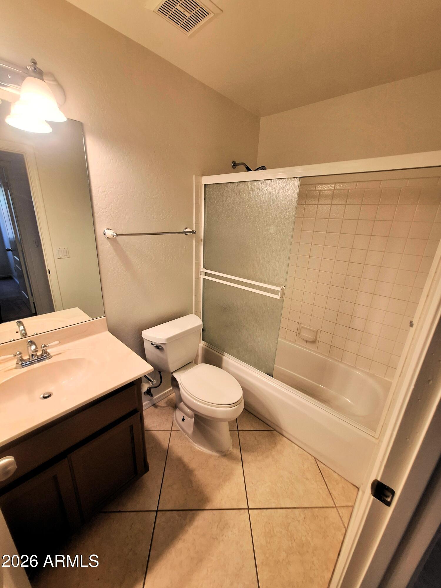 MOONLIGHT GLEN 2 - Residential Lease