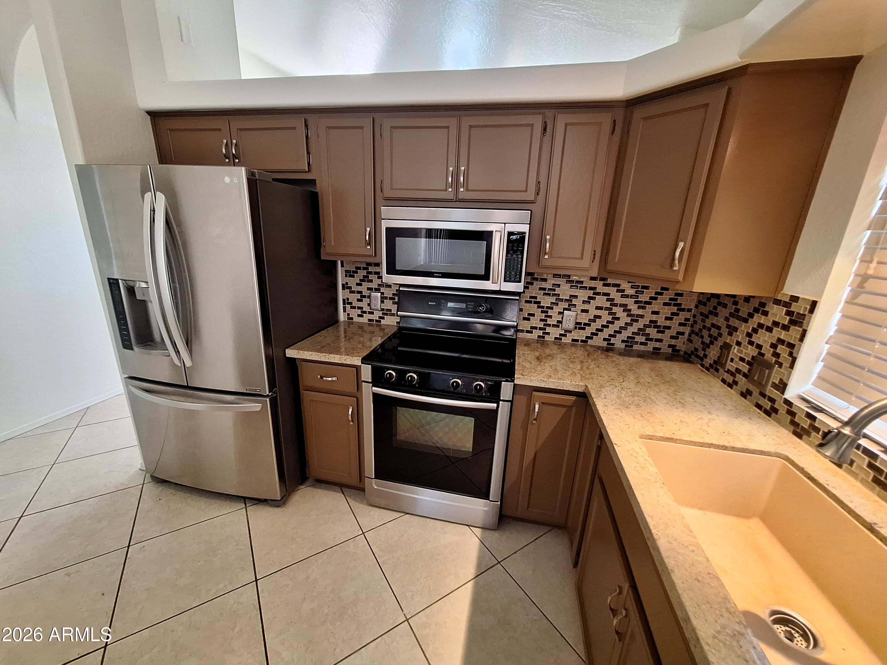 MOONLIGHT GLEN 2 - Residential Lease