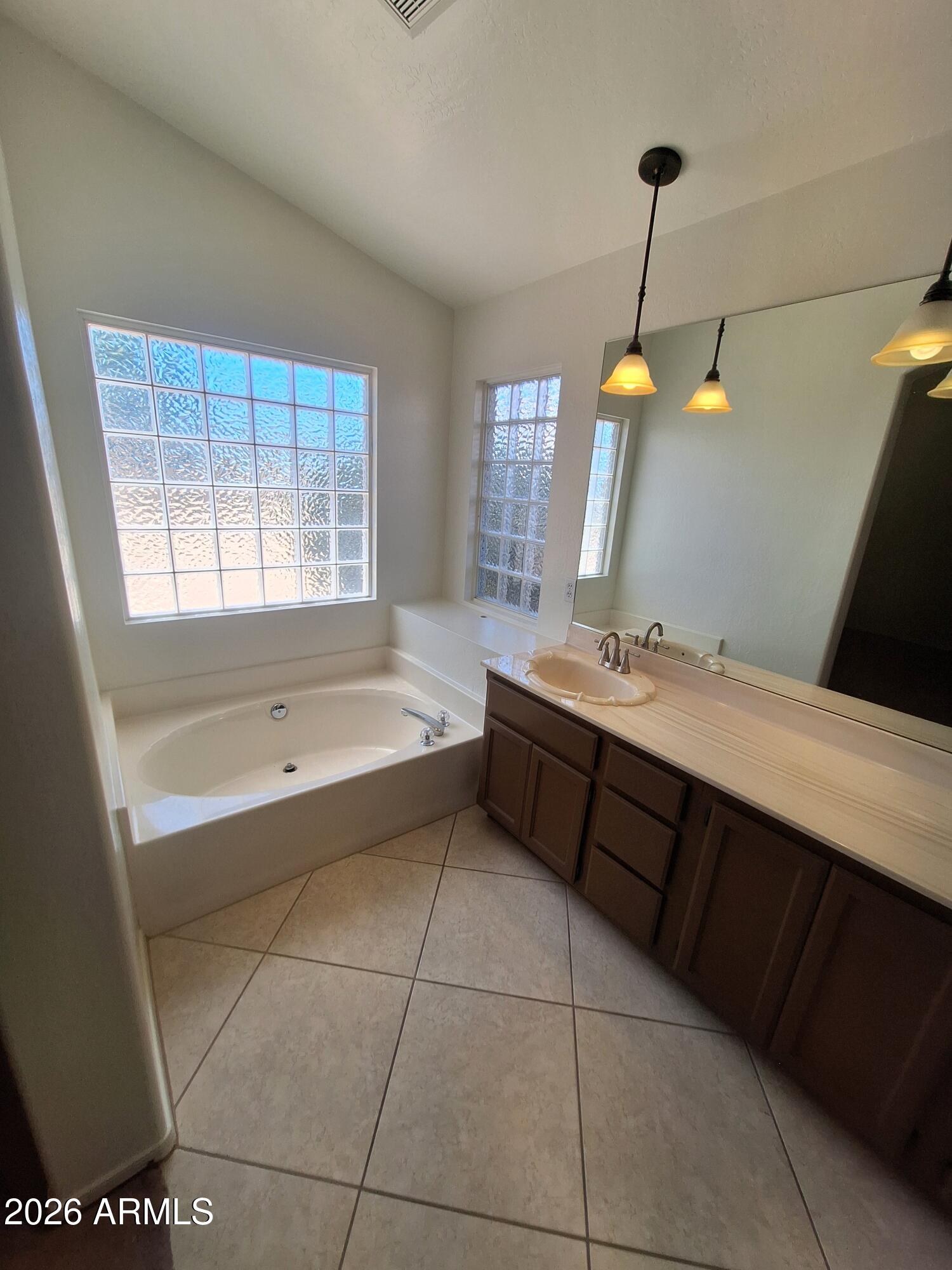 MOONLIGHT GLEN 2 - Residential Lease