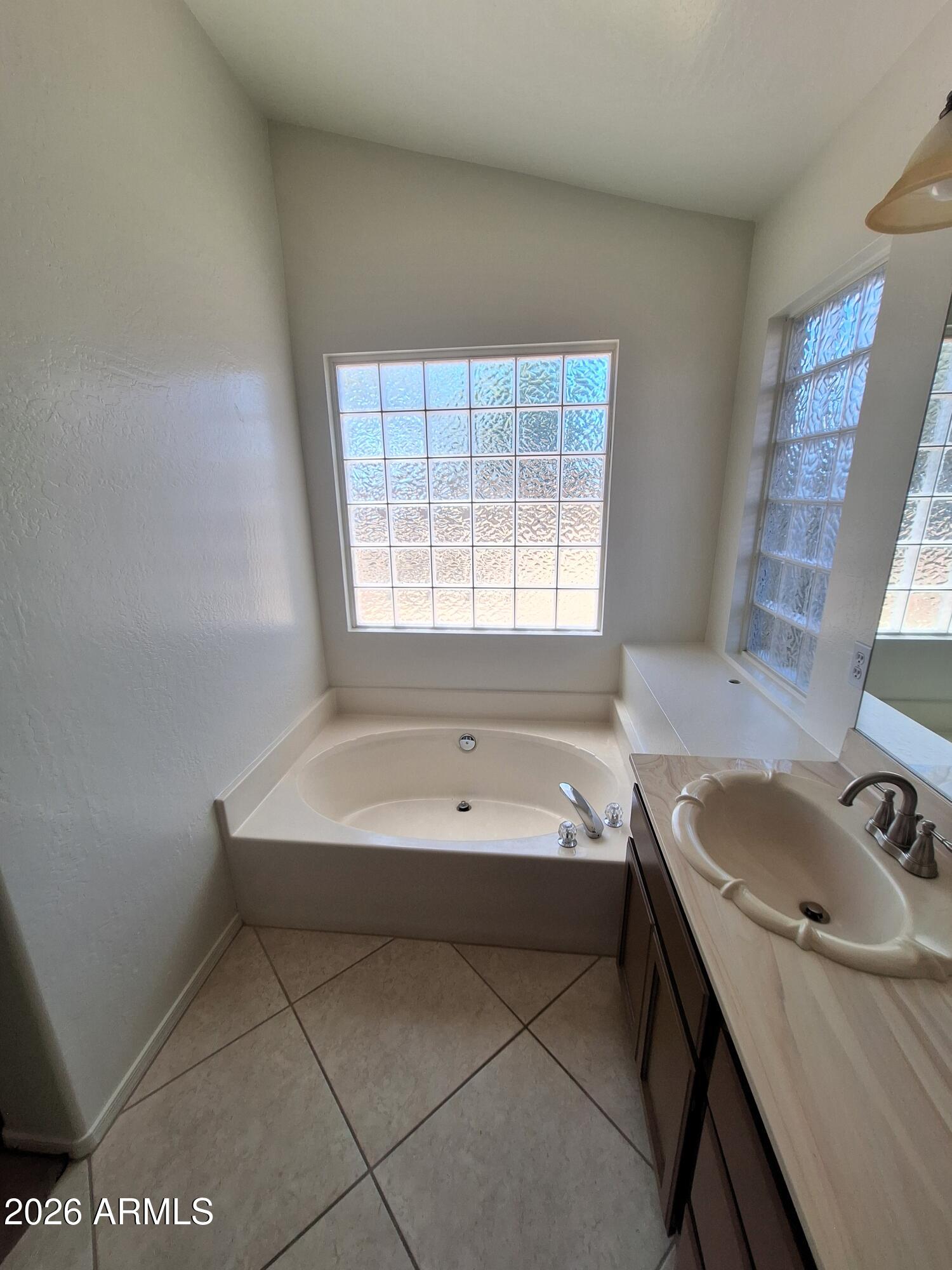 MOONLIGHT GLEN 2 - Residential Lease