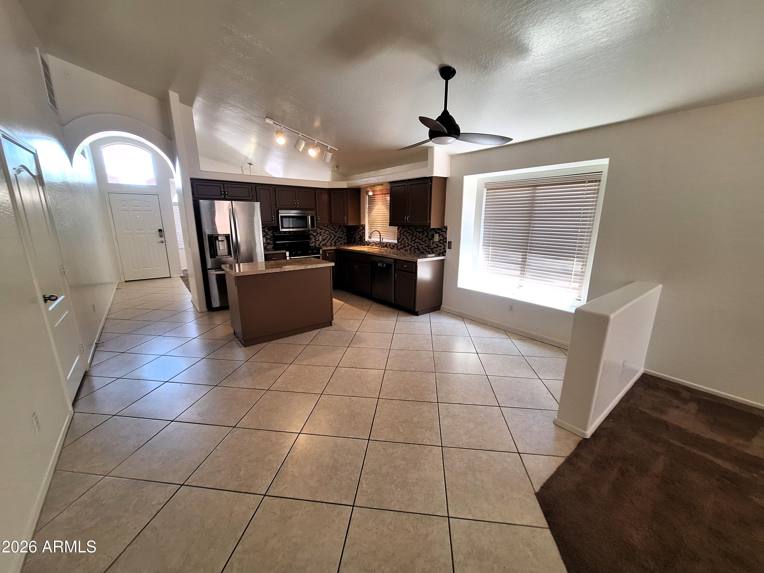 MOONLIGHT GLEN 2 - Residential Lease