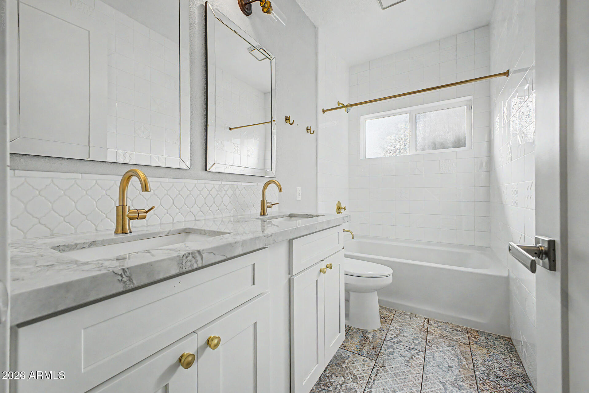 GILBERT HEIGHTS LOT 1-78 TR A B - Residential