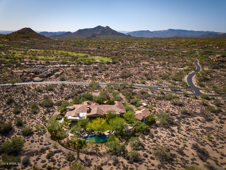 WHISPER ROCK - Residential