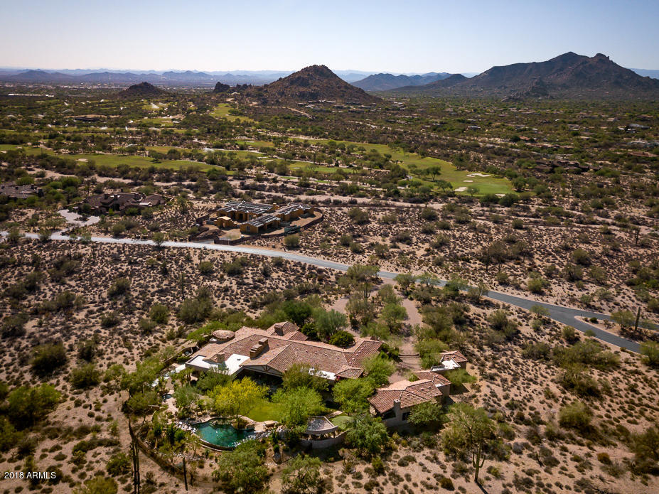 WHISPER ROCK - Residential