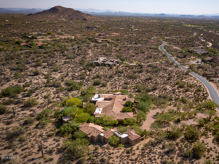 WHISPER ROCK - Residential
