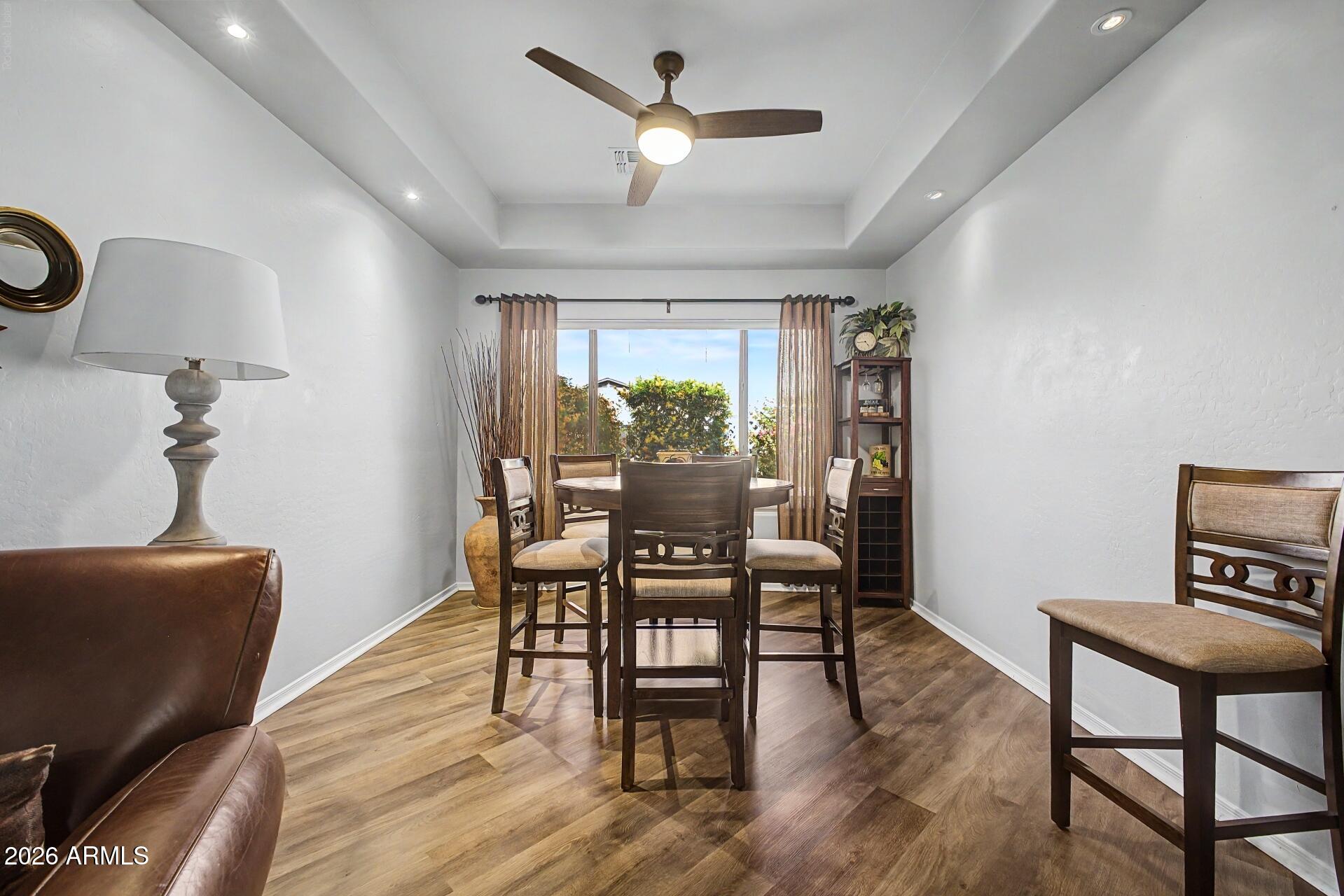 QUEENLAND MANOR - Residential
