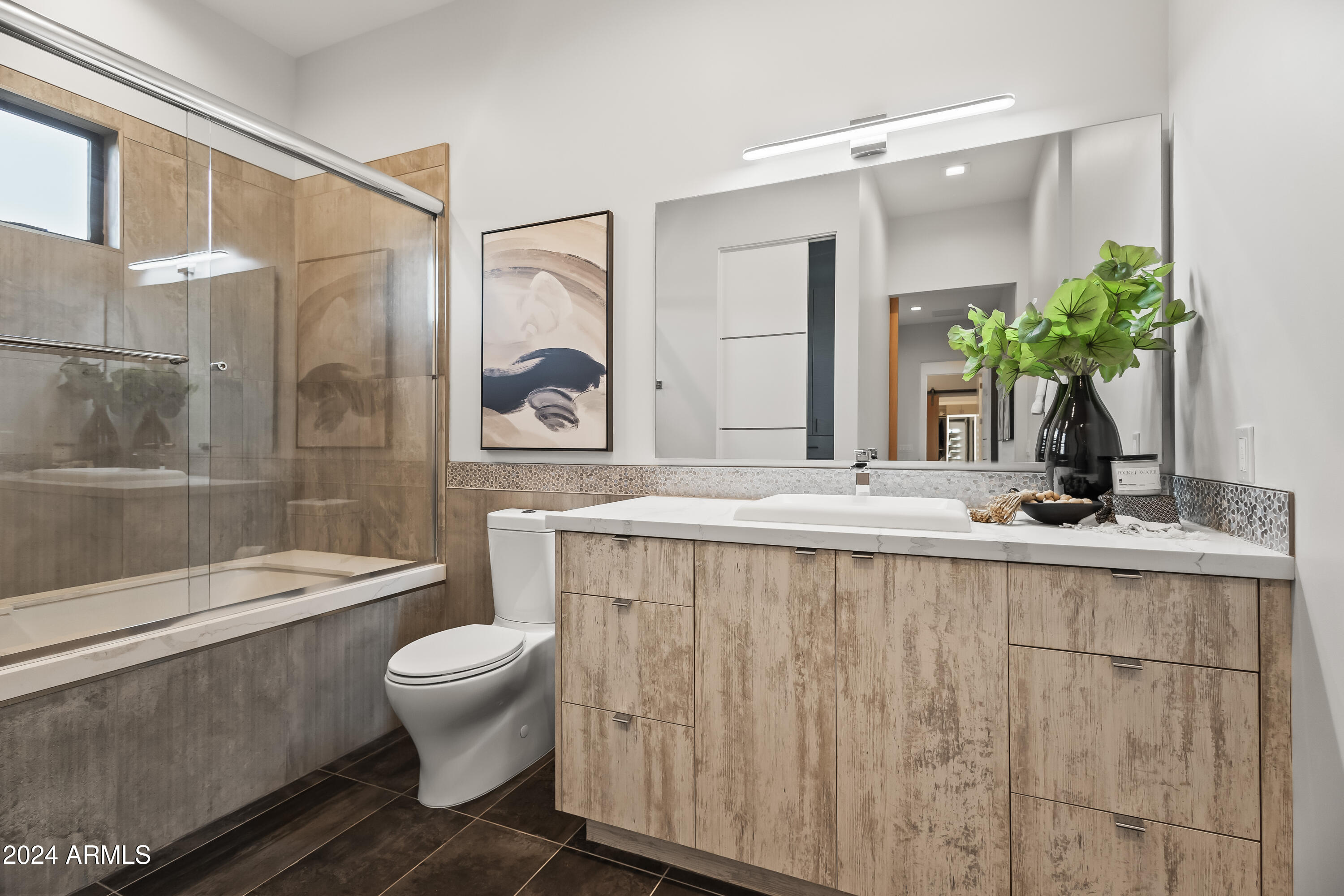 LINCOLN RIDGE - Residential