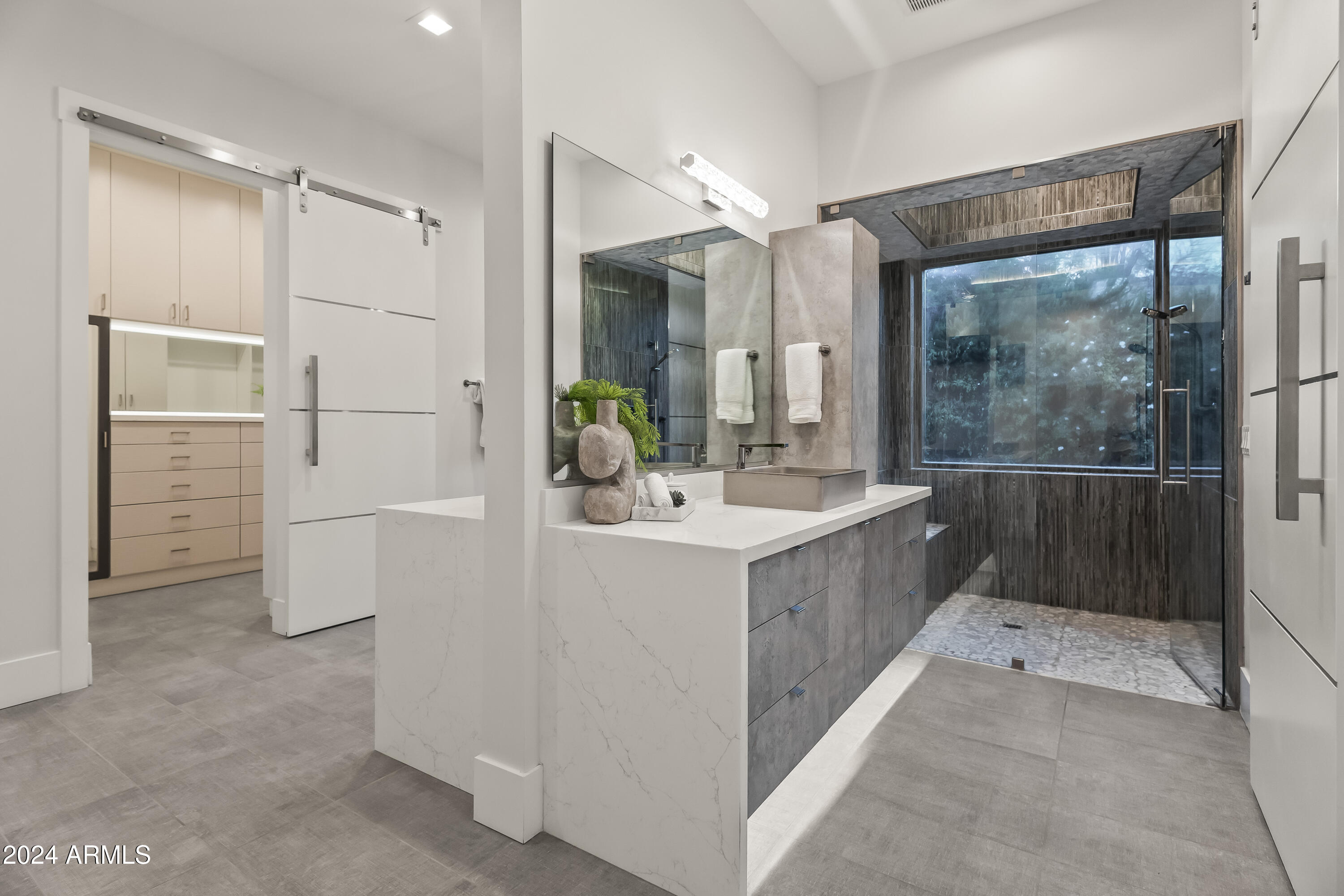 LINCOLN RIDGE - Residential