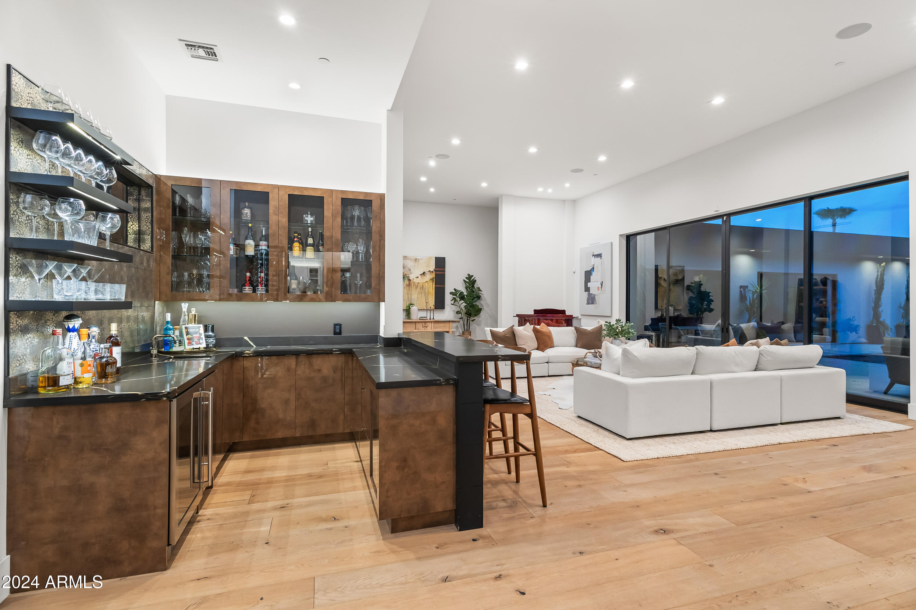 LINCOLN RIDGE - Residential