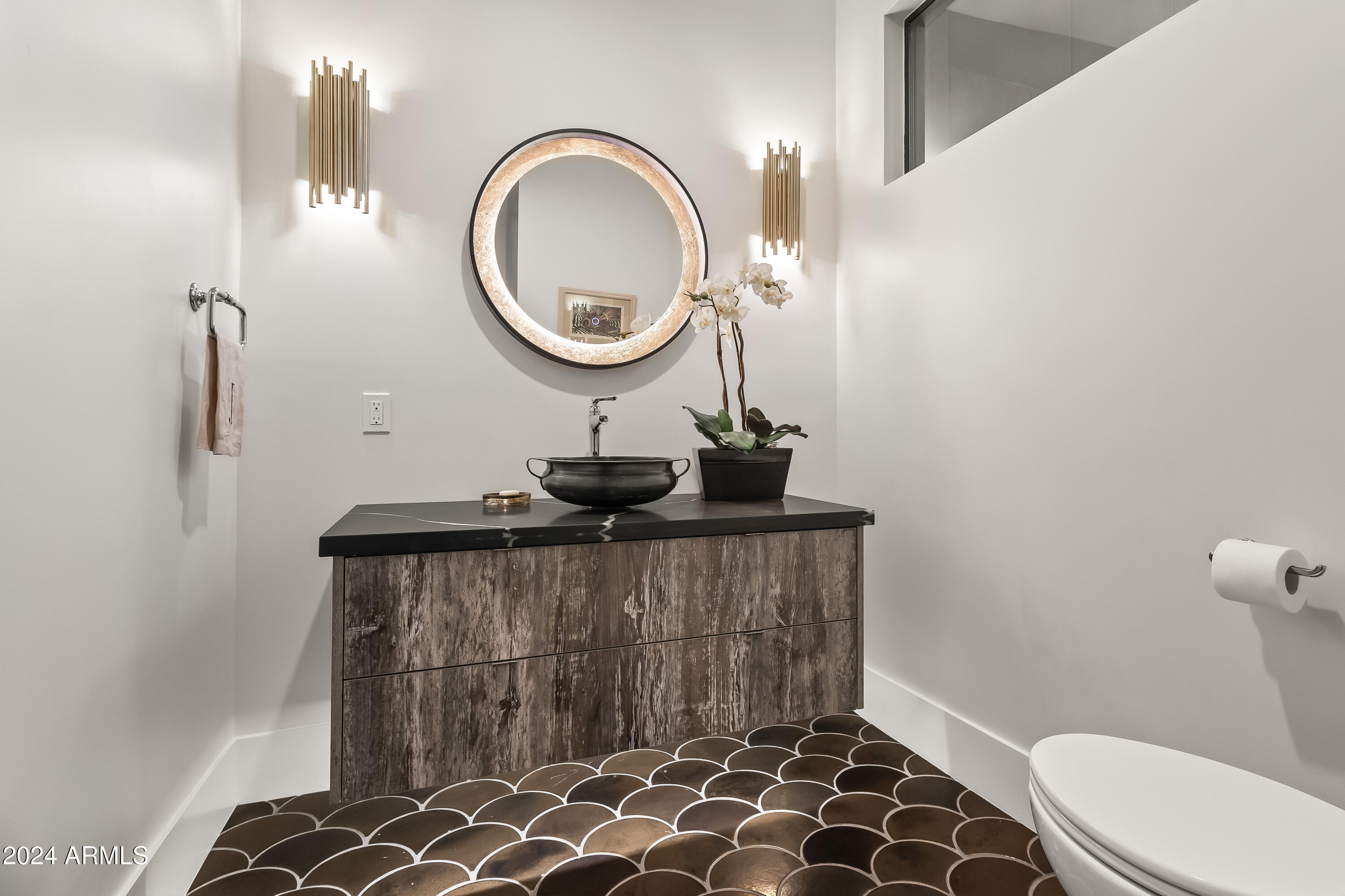 LINCOLN RIDGE - Residential