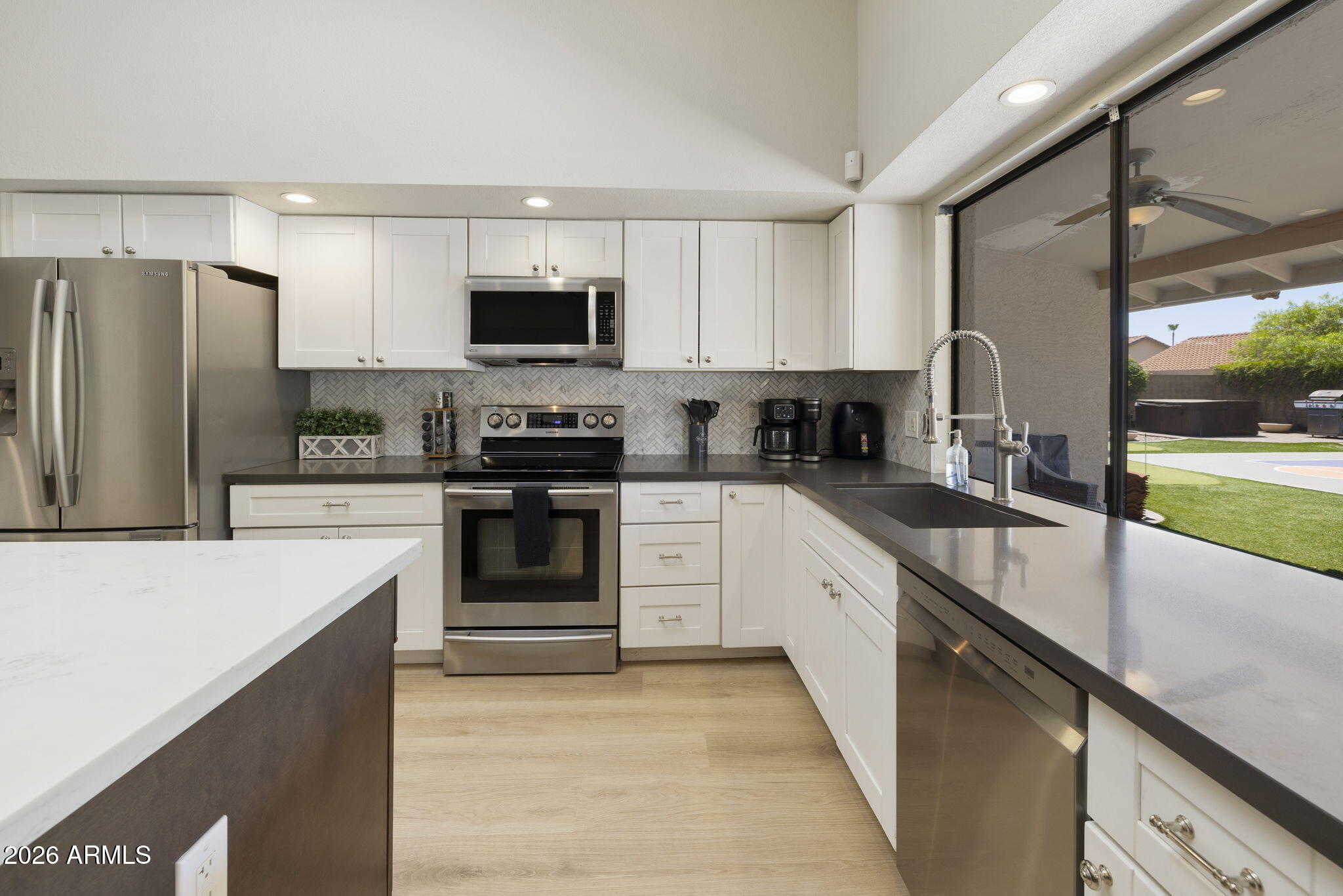 DESERT RIDGE 2 - Residential
