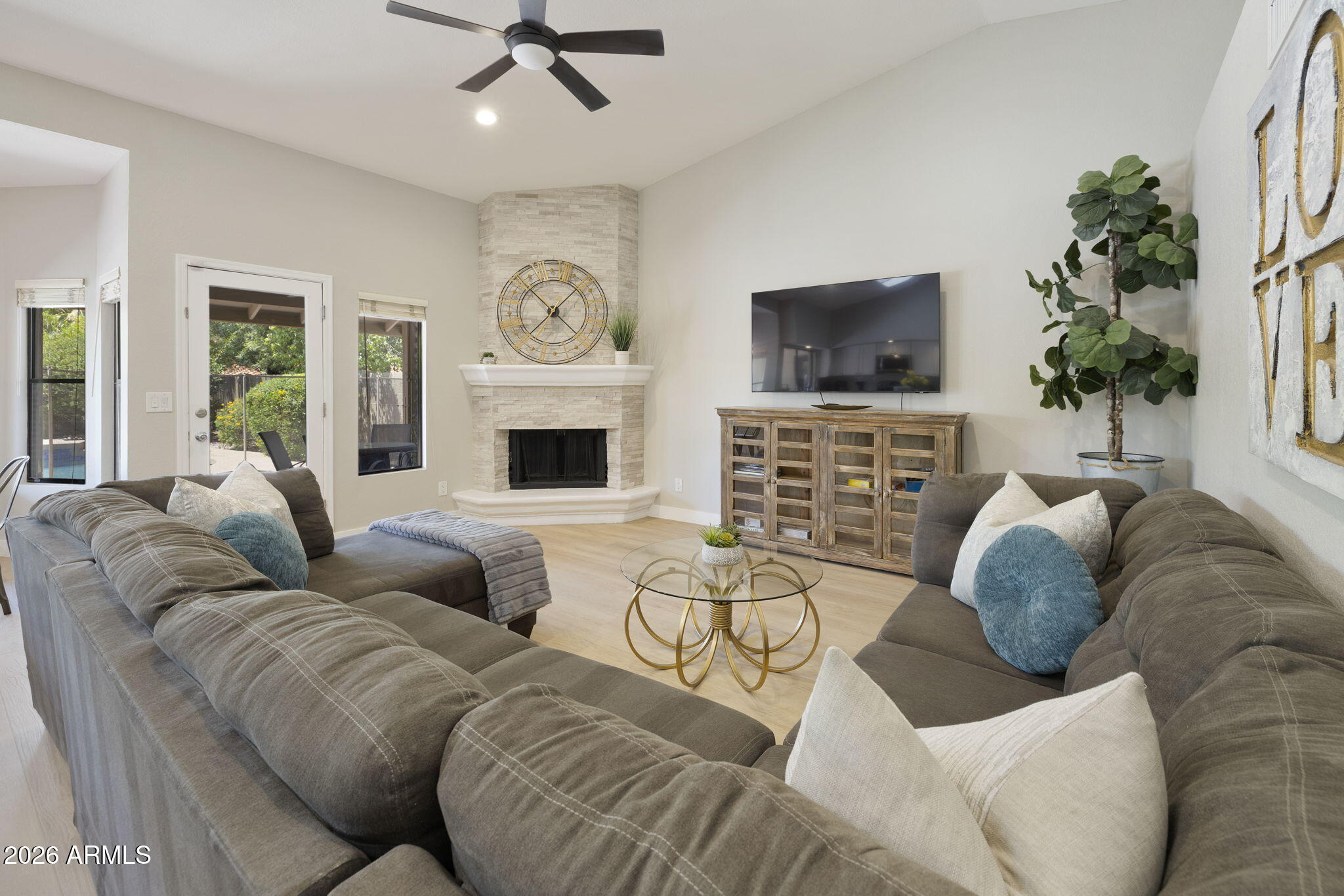 DESERT RIDGE 2 - Residential