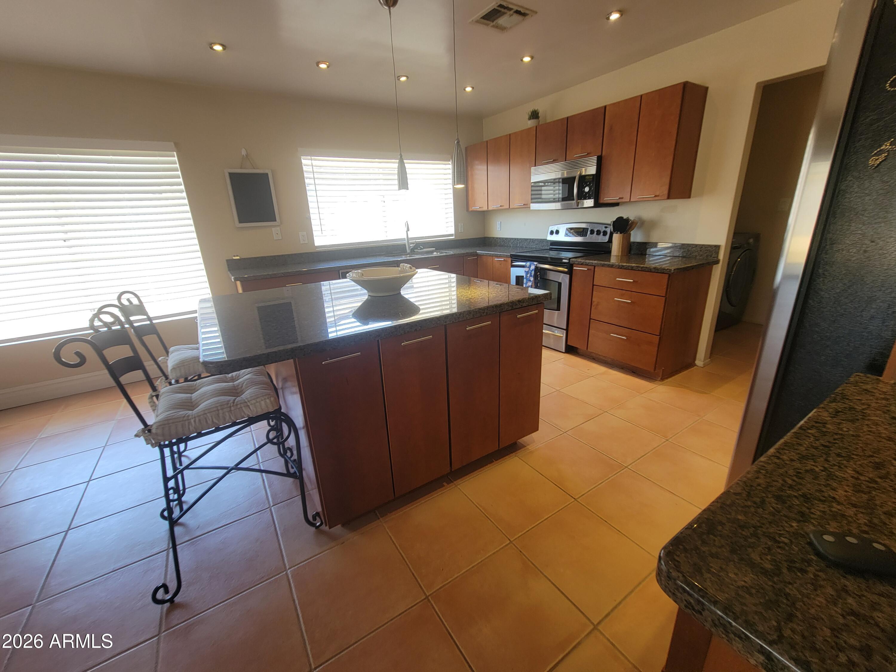 GREENBRIER EAST UNIT 5 - Residential Lease