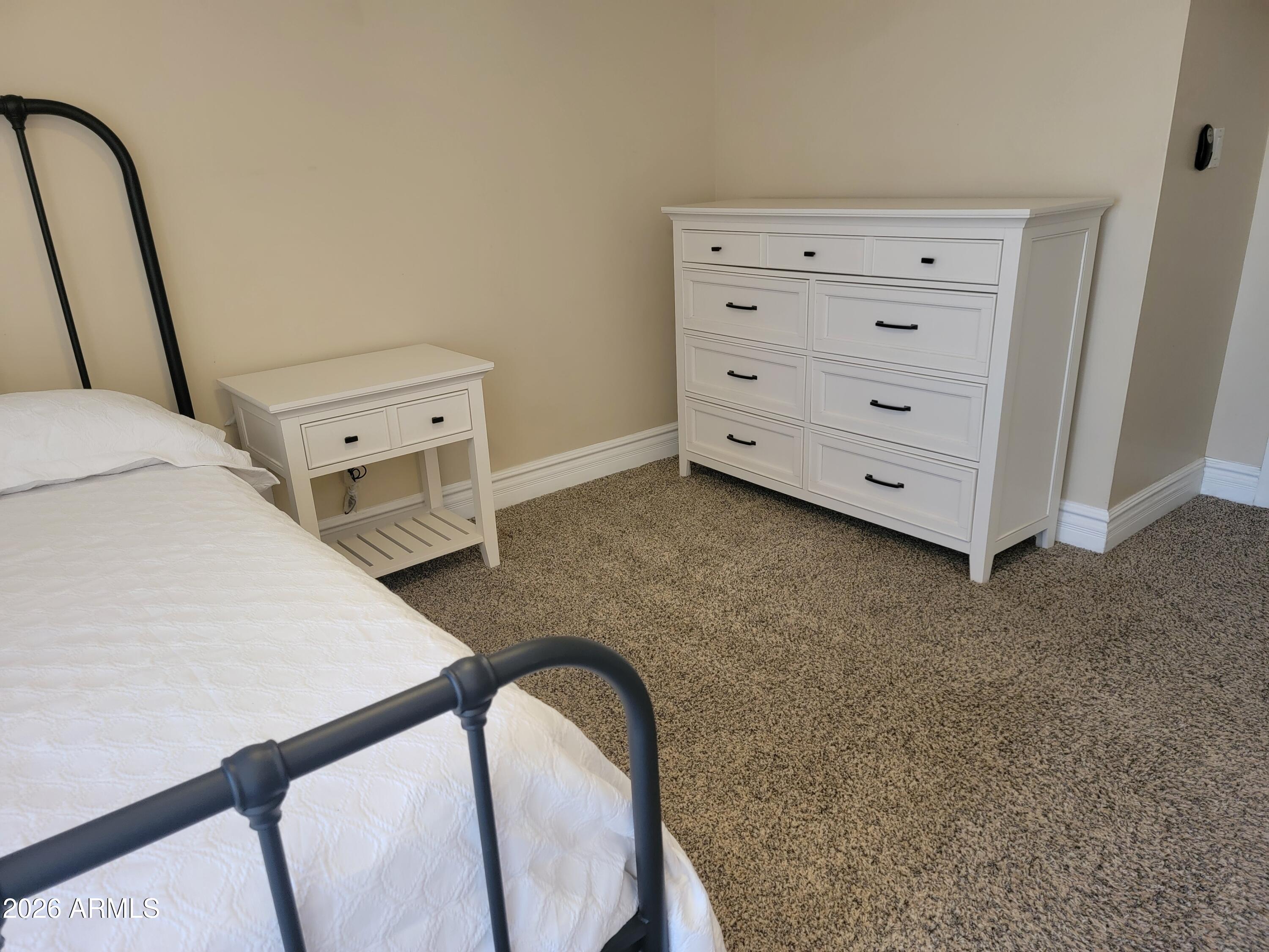 GREENBRIER EAST UNIT 5 - Residential Lease