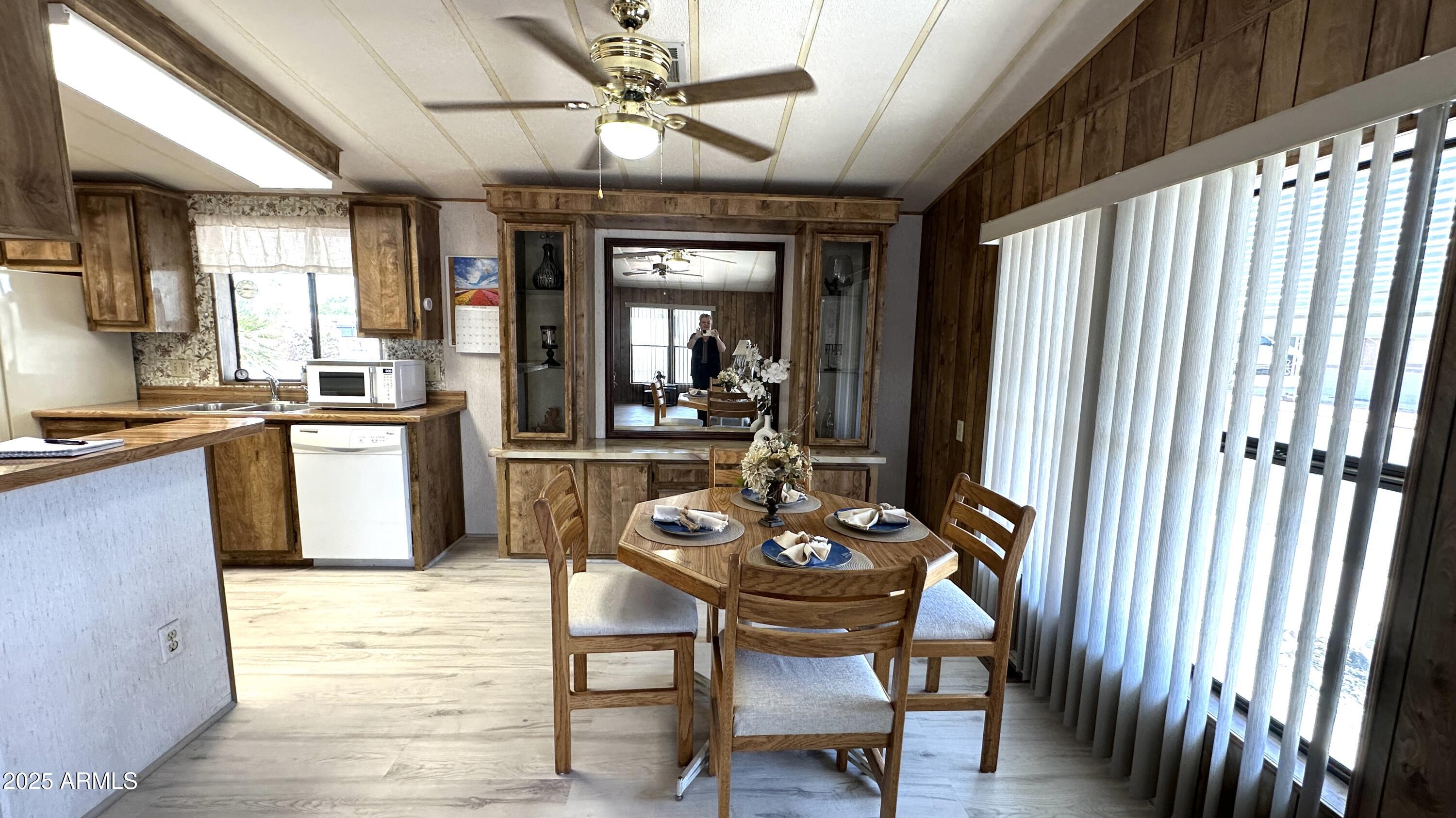 Pueblo Manor - Residential