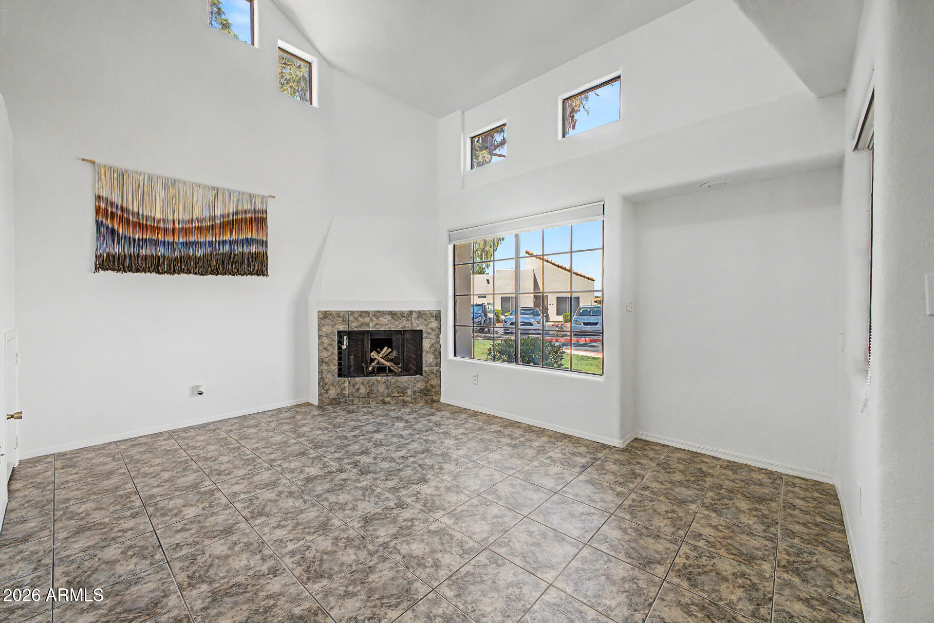 PUEBLO SANTA FE TOWNHOMES - Residential