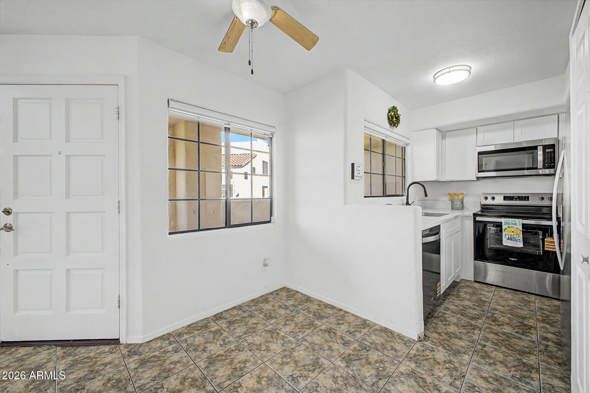 PUEBLO SANTA FE TOWNHOMES - Residential